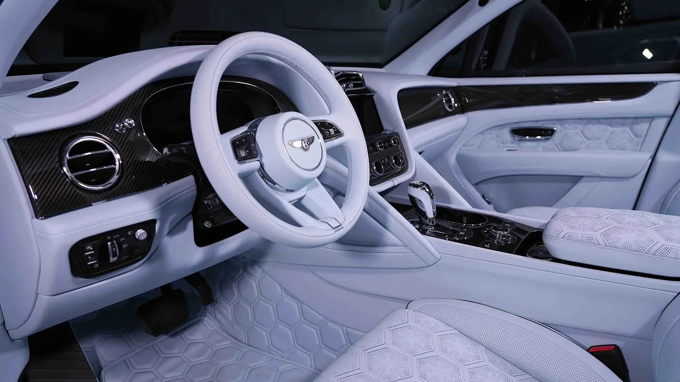 Bentley Bentayga S by Onyx Concept 1 of 5 photo 15