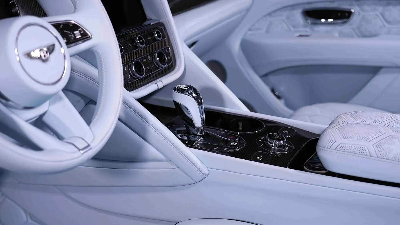 Bentley Bentayga S by Onyx Concept 1 of 5 photo 16