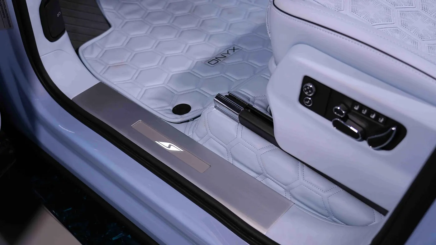 Bentley Bentayga S by Onyx Concept 1 of 5 photo 25