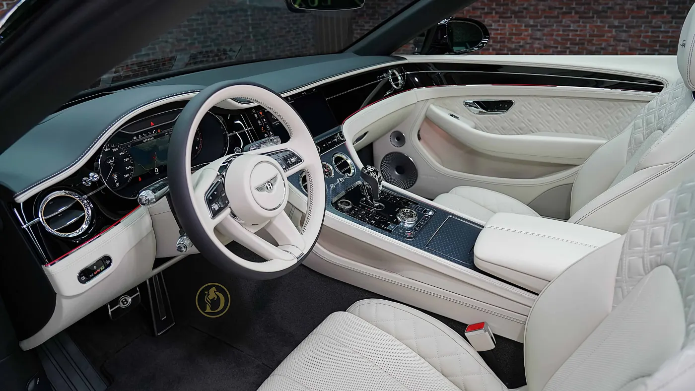 Bentley Continental GTC Speed photo 14