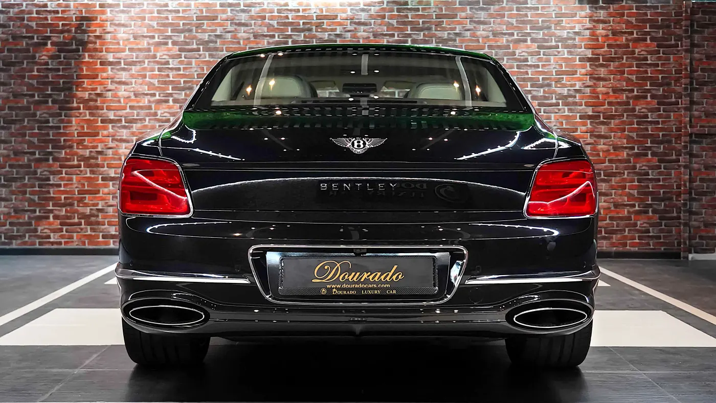 Bentley Flying Spur photo 9