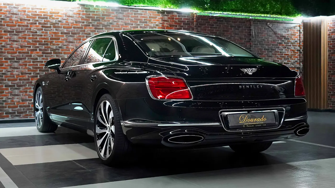 Bentley Flying Spur photo 8