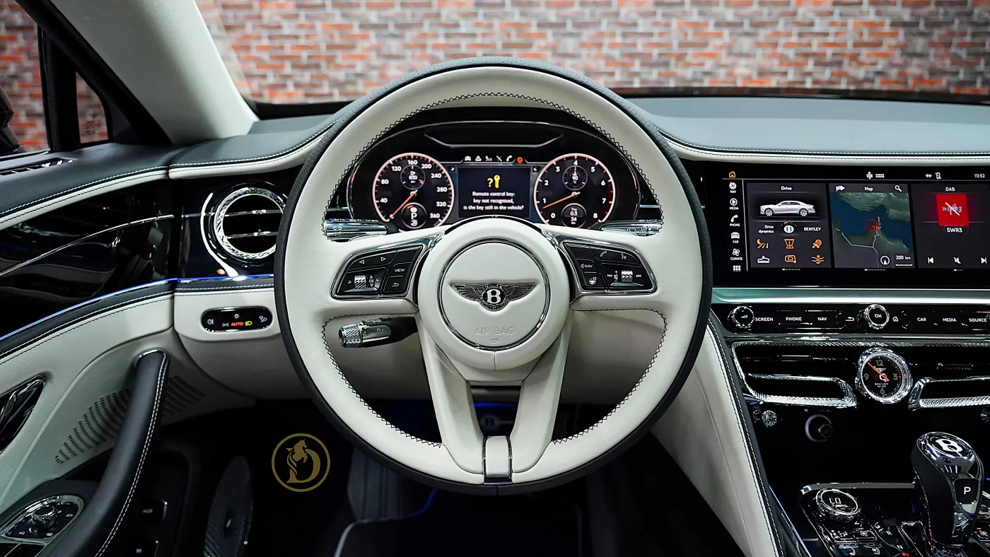Bentley Flying Spur photo 14