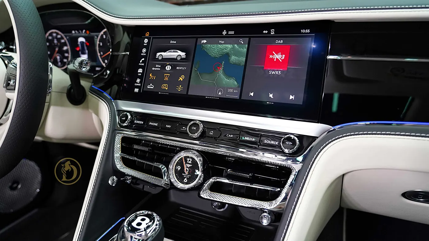 Bentley Flying Spur photo 16