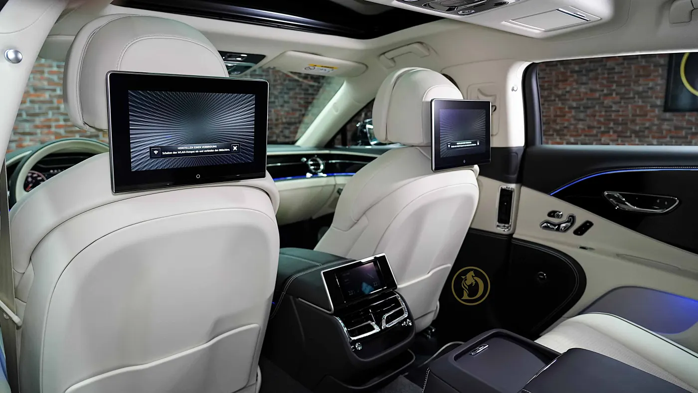Bentley Flying Spur photo 20