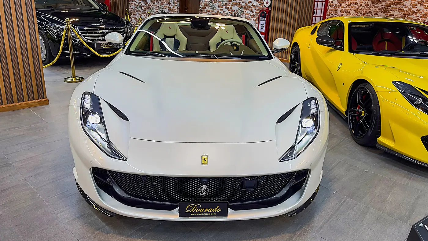 Ferrari 812 GTS - White (Bianco Italya) photo 2
