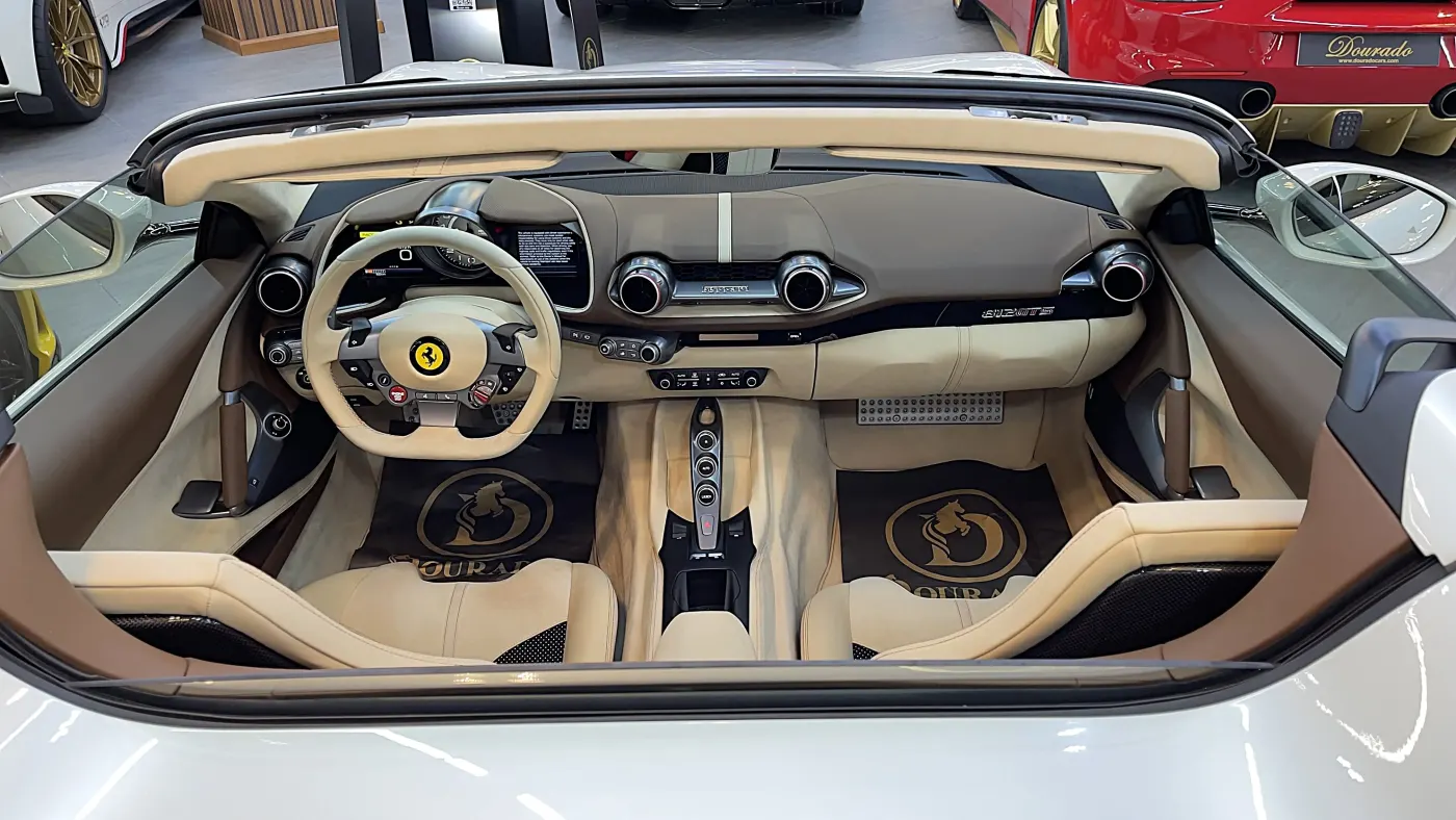 Ferrari 812 GTS - White (Bianco Italya) photo 9