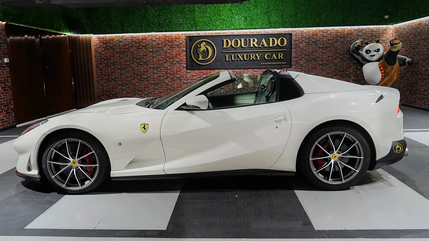 Ferrari 812 GTS - 2022 White photo 4