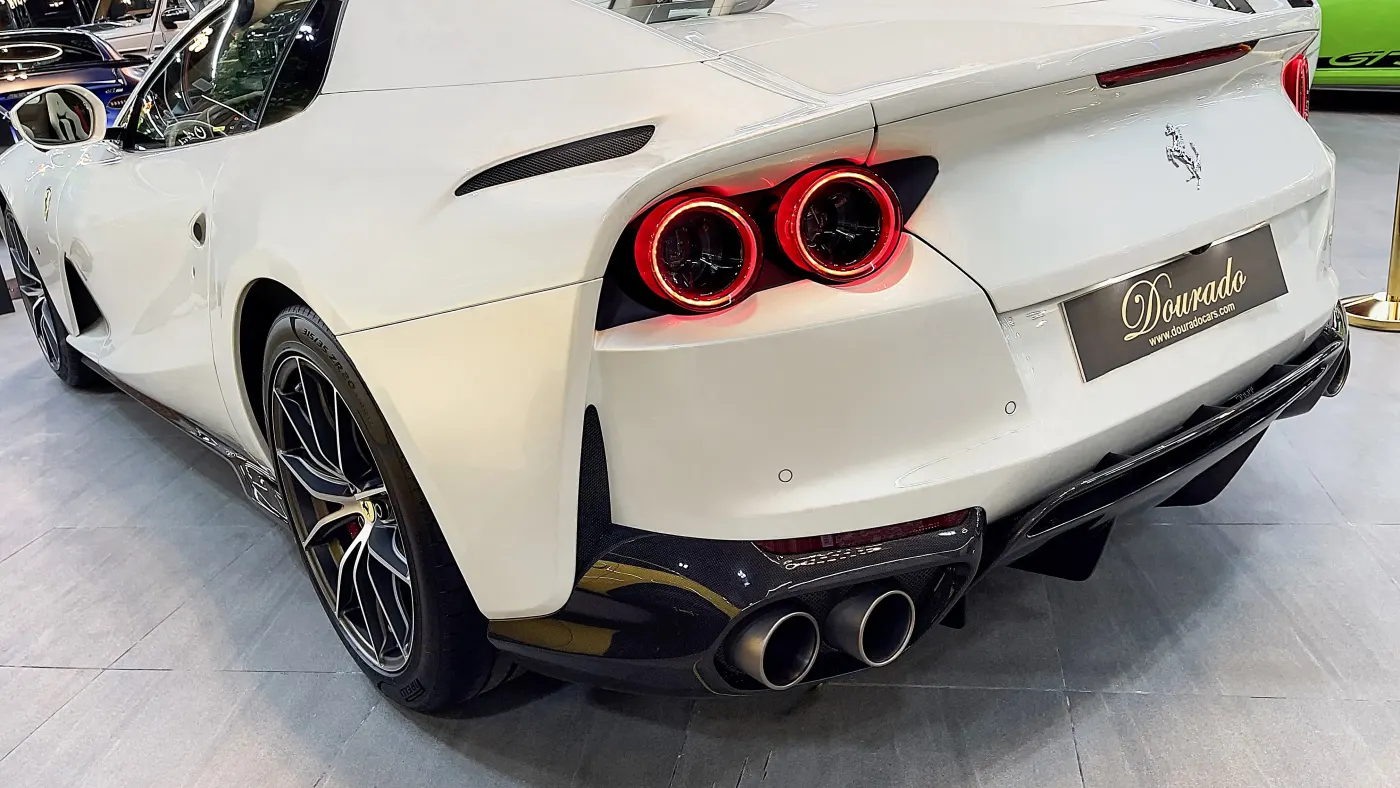 Ferrari 812 GTS - White (Bianco Italya) photo 5