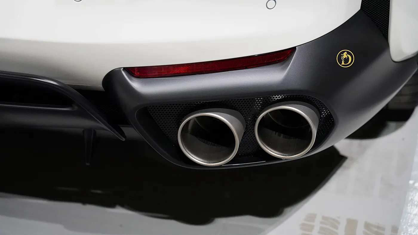 Ferrari 812 GTS - 2022 White photo 18
