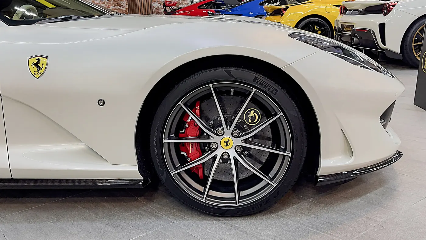 Ferrari 812 GTS - White (Bianco Italya) photo 7