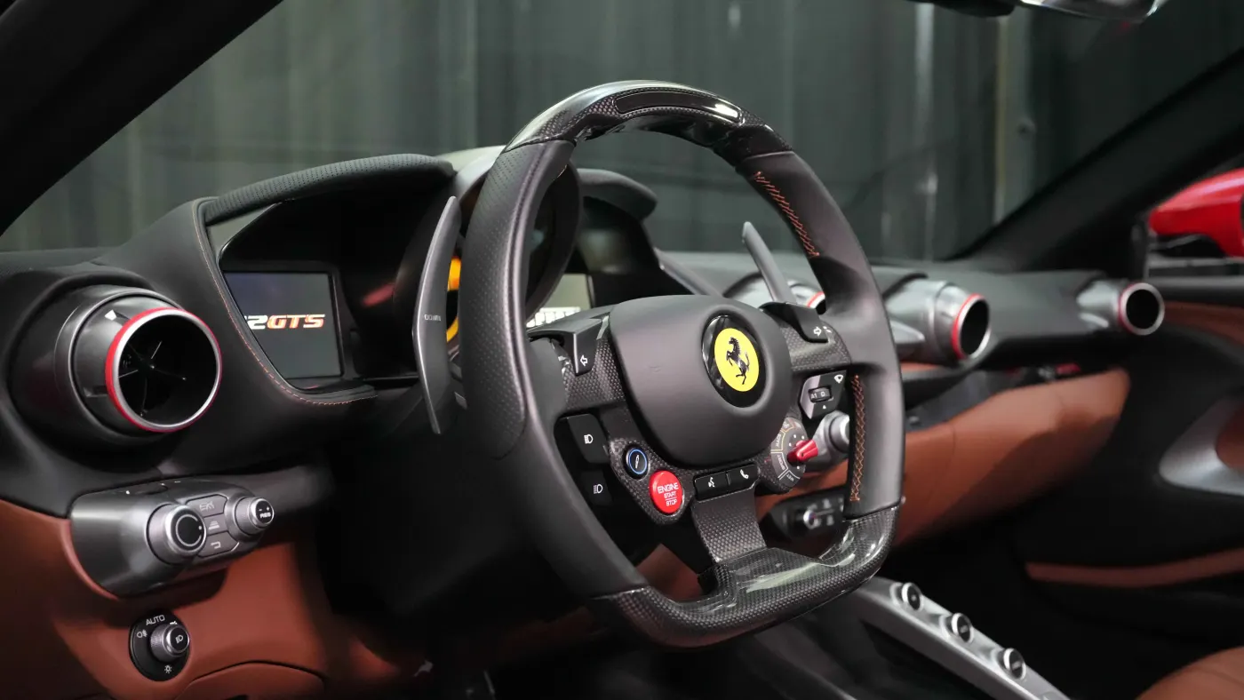 Ferrari 812 GTS - 2022 Red photo 11
