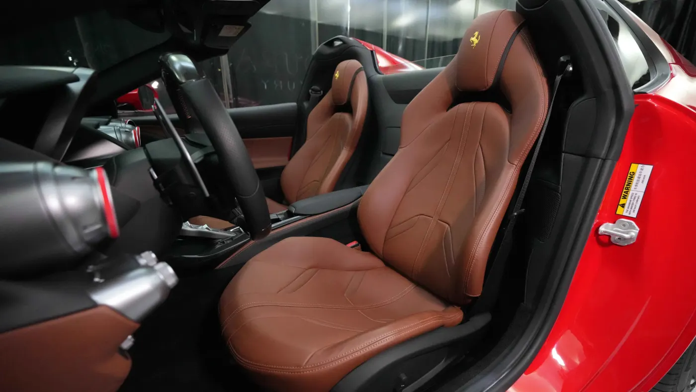 Ferrari 812 GTS - 2022 Red photo 12