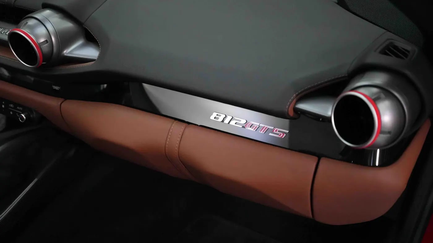Ferrari 812 GTS - 2022 Red photo 19