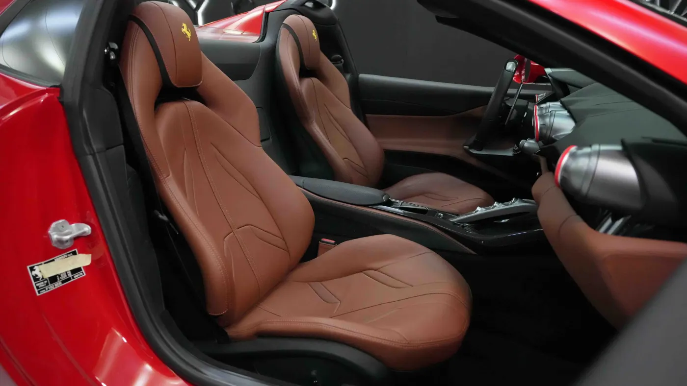 Ferrari 812 GTS - 2022 Red photo 13