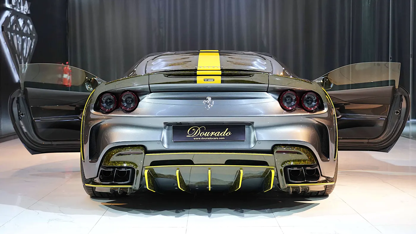 Ferrari 812 Superfast 8XX by Onyx Concept 1 of 5 photo 8