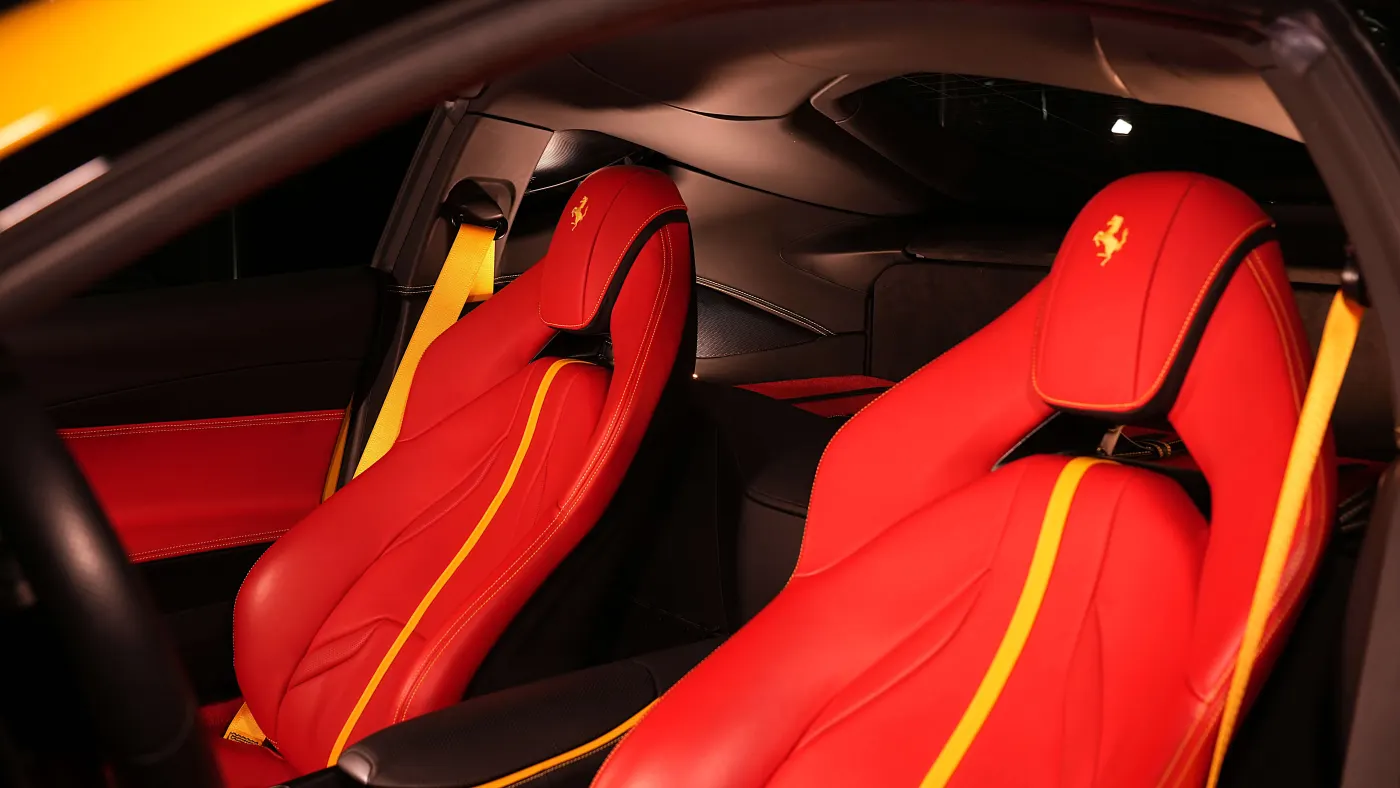 Ferrari 812 Superfast photo 13