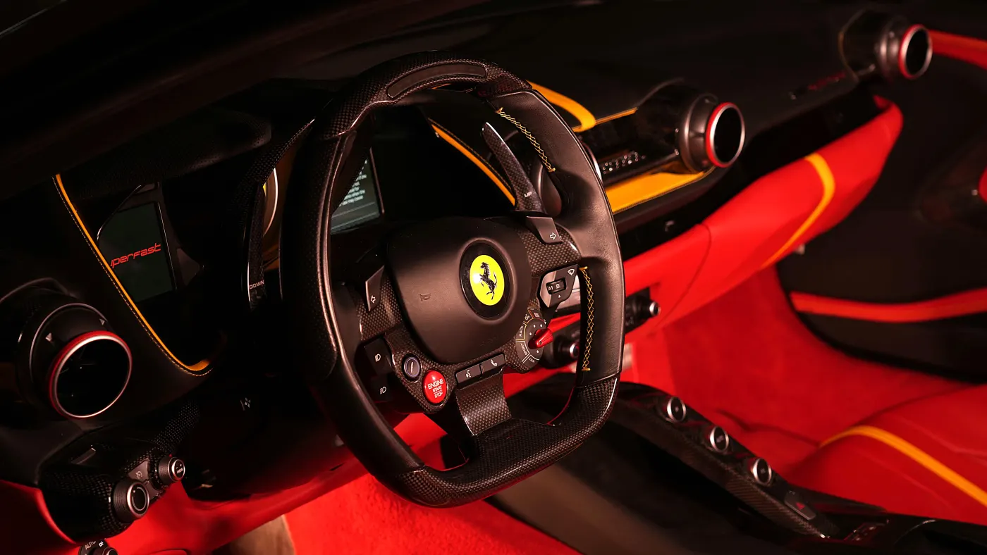 Ferrari 812 Superfast photo 12