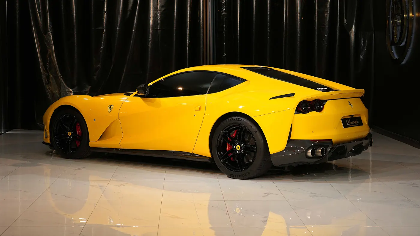 Ferrari 812 Superfast photo 5