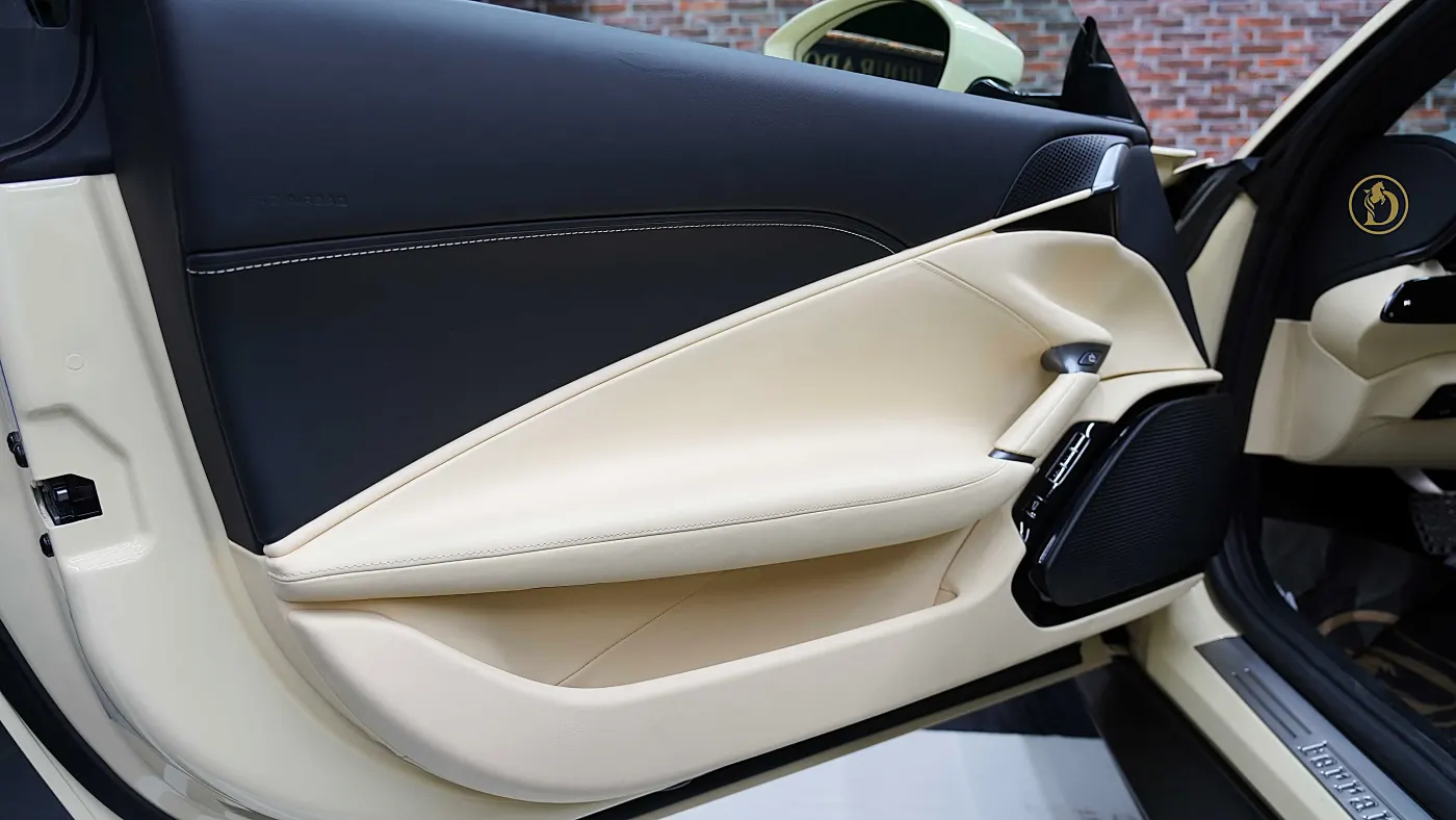 Ferrari Roma - 2022 Avorio Beige photo 13