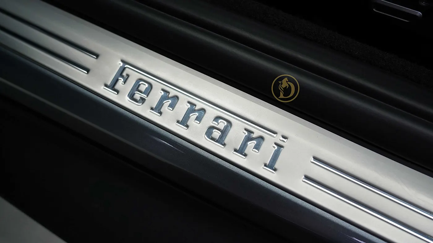 Purchase the Ferrari Roma - 2023 Grigio Titanio