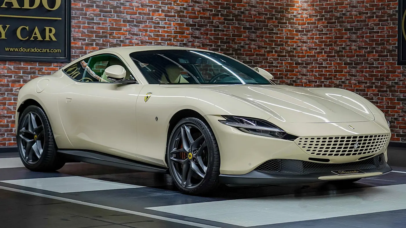 Ferrari Roma - 2022 Avorio Beige for Sale in Dubai