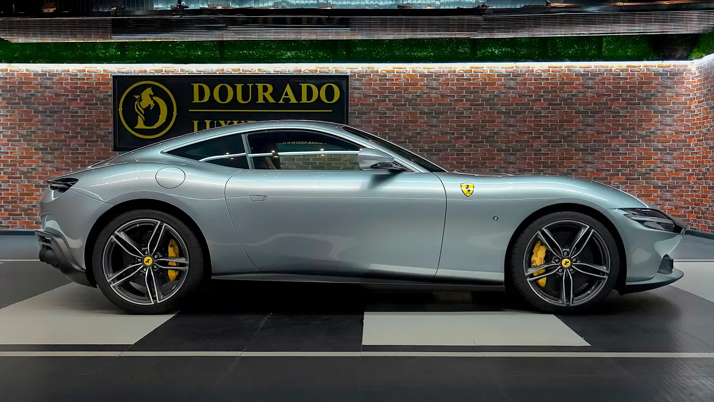 Buy the Ferrari Roma - 2023 Grigio Titanio