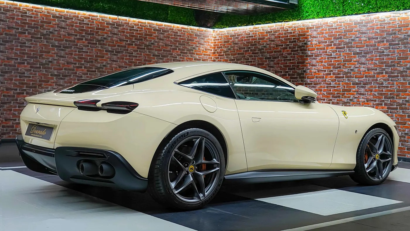 Buy the Ferrari Roma - 2022 Avorio Beige
