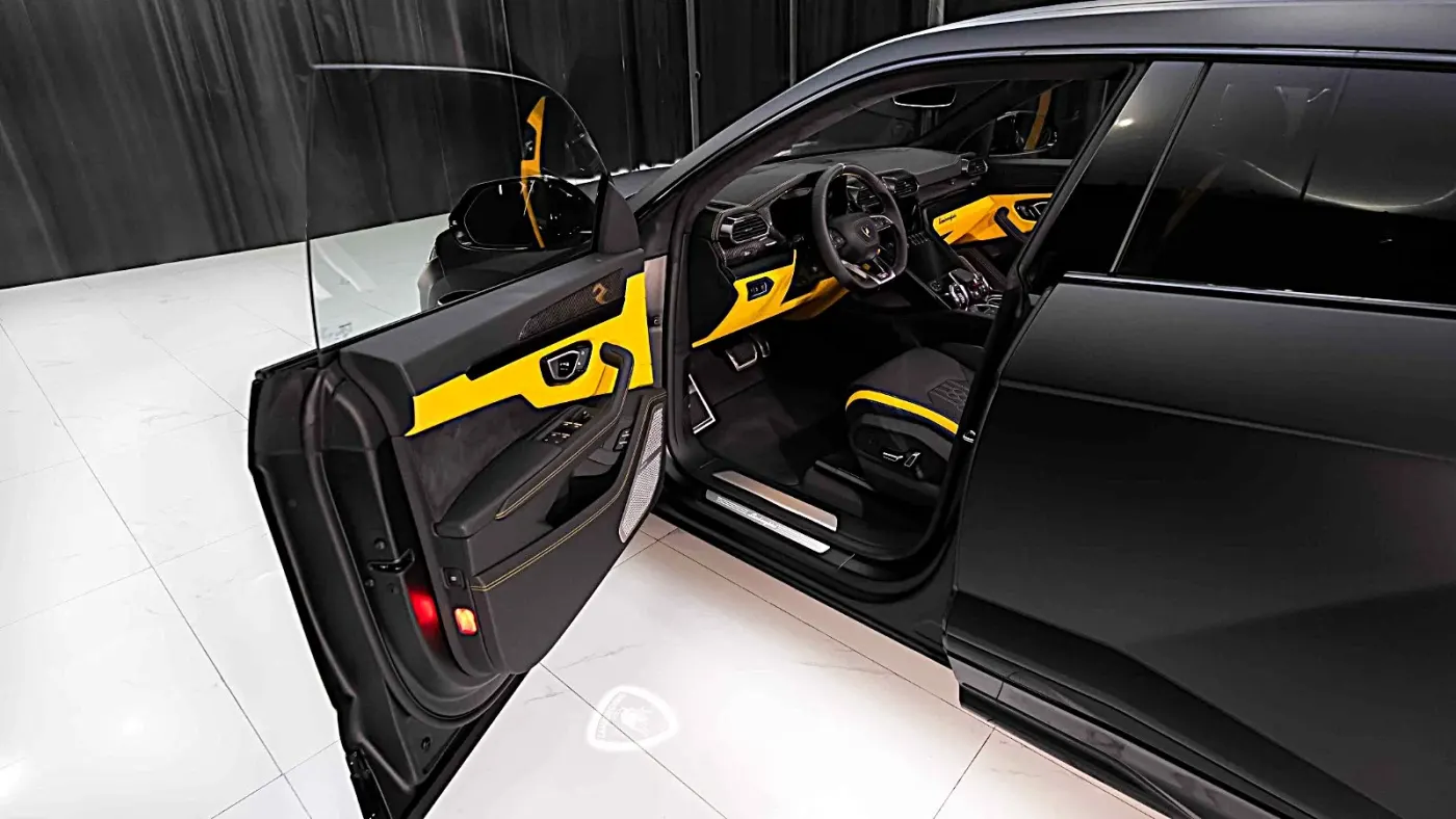 Lamborghini Urus S photo 20