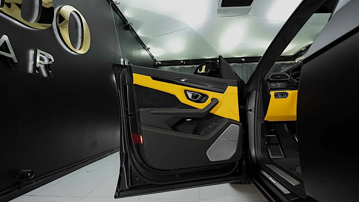 Lamborghini Urus S photo 19