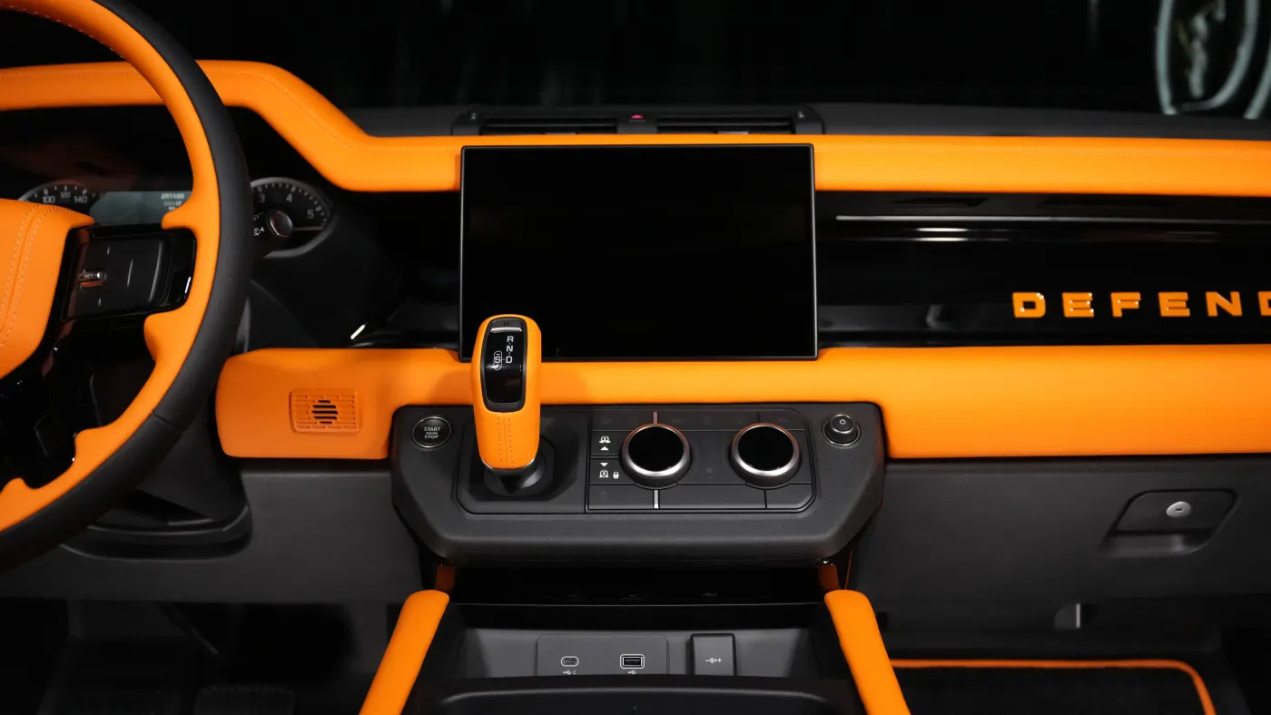 Land Rover Defender 110 P400 CLR LD by Lumma Design photo 12