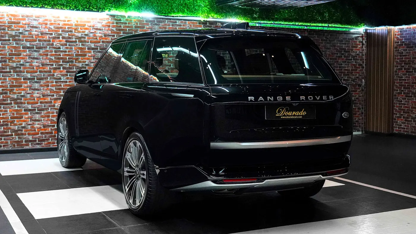 Buy the Land Rover Range Rover Autobiography P530 | SWB