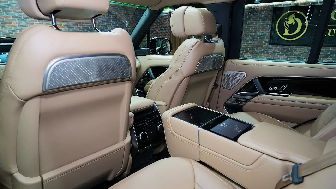 Land Rover Range Rover Autobiography P530 | SWB photo 18