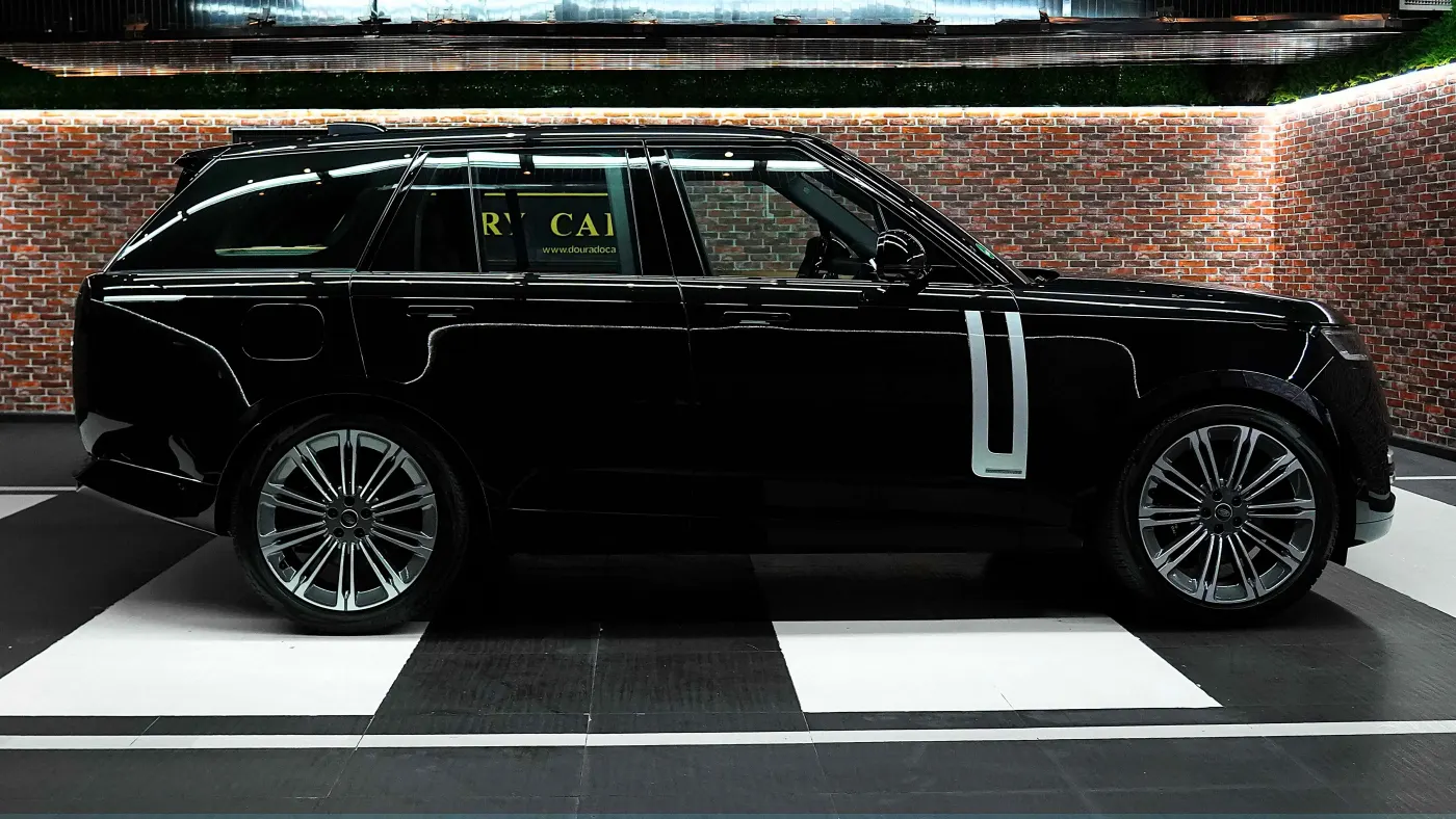 Land Rover Range Rover Autobiography P530 | SWB Available now in Dubai