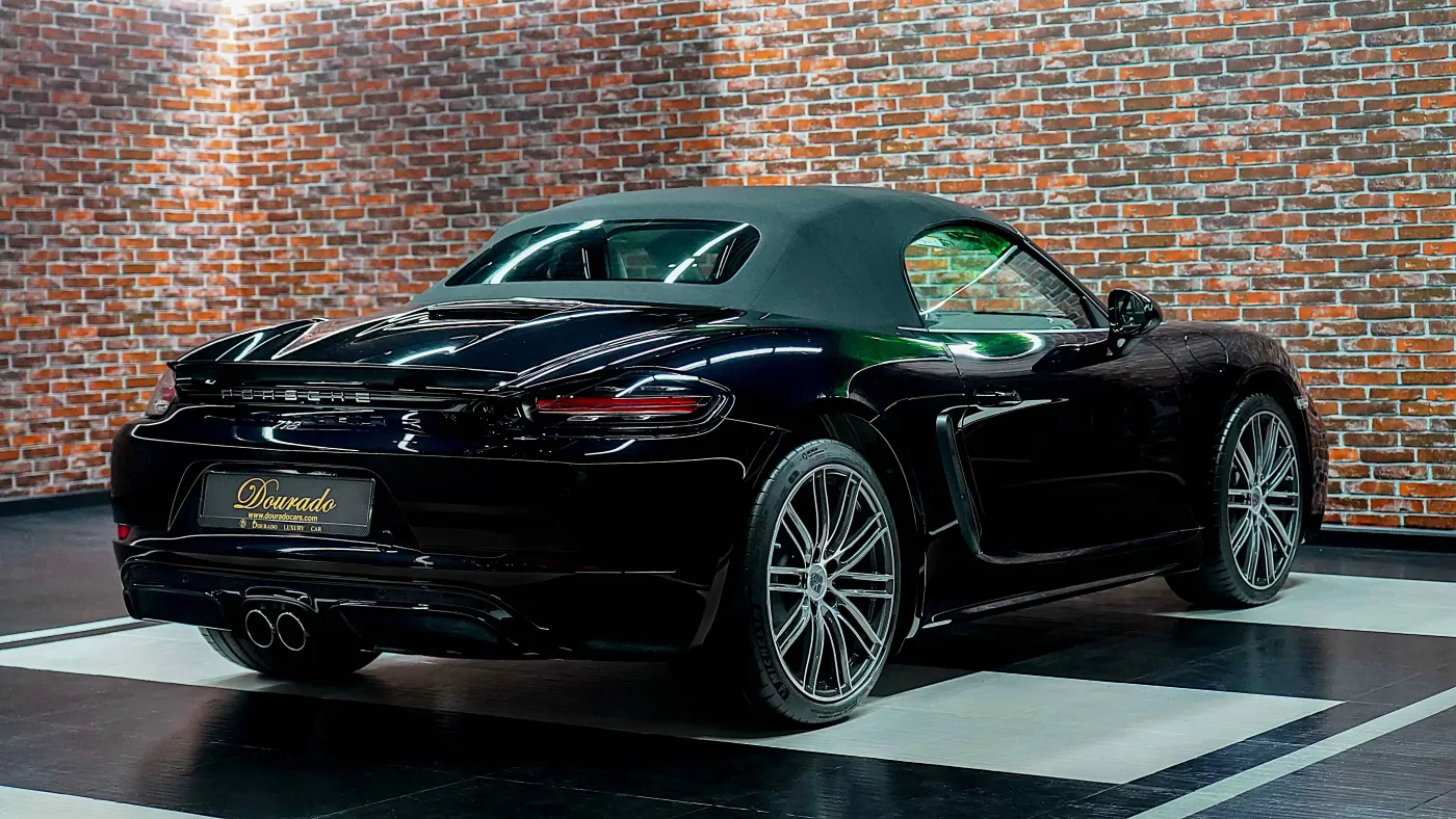 Buy the Porsche 718 Boxster
