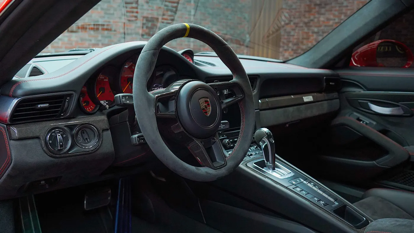 buy the Porsche 911 GT3 RS | Weissach RS Package