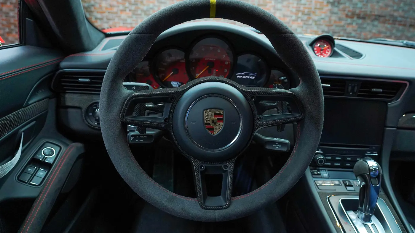buy the Porsche 911 GT3 RS | Weissach RS Package