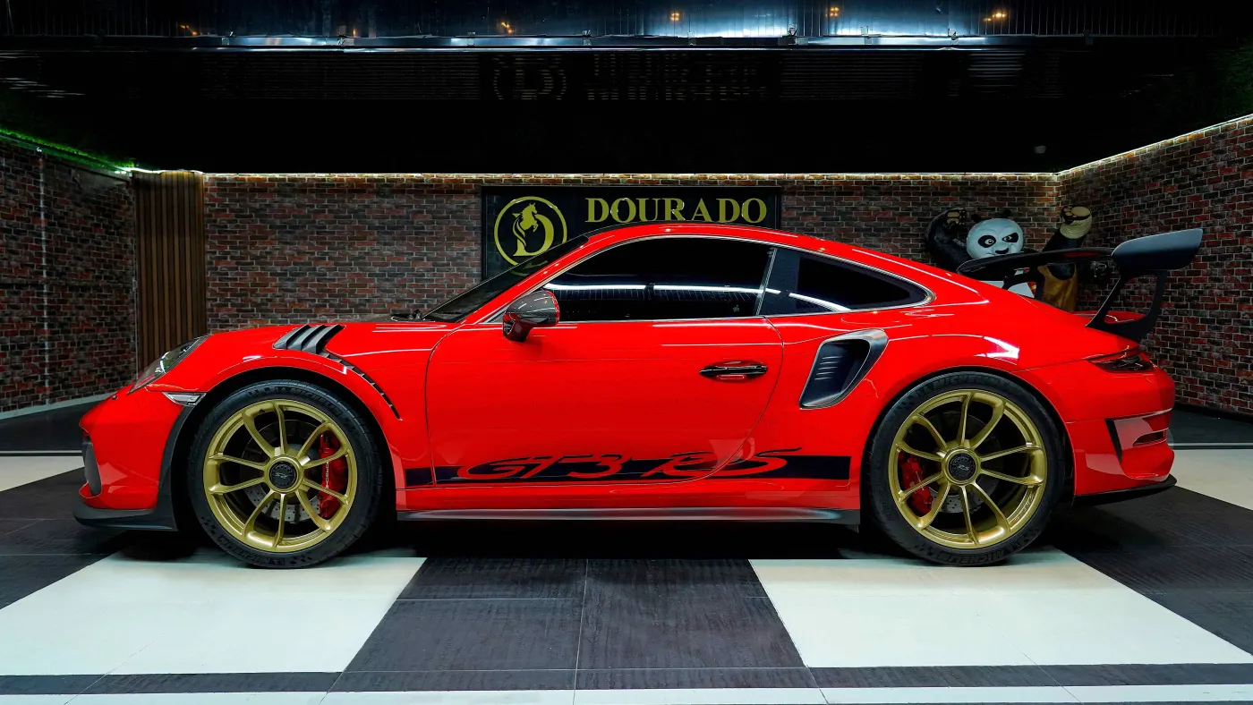 Porsche 911 GT3 RS | Weissach RS Package Available now in Dubai