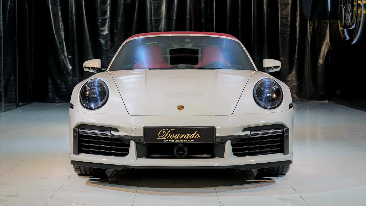 Porsche 911 Turbo S Cabriolet photo 2