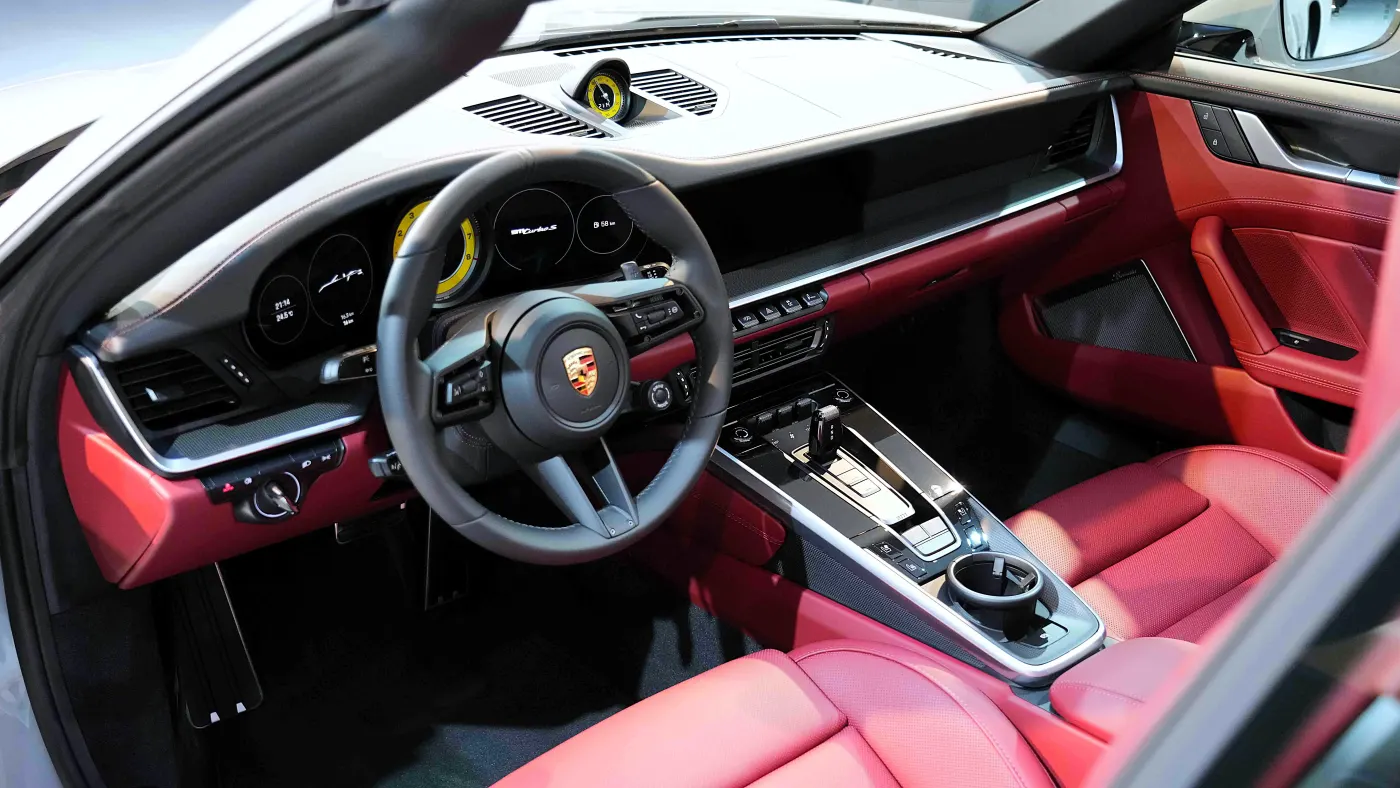 Porsche 911 Turbo S Cabriolet photo 11