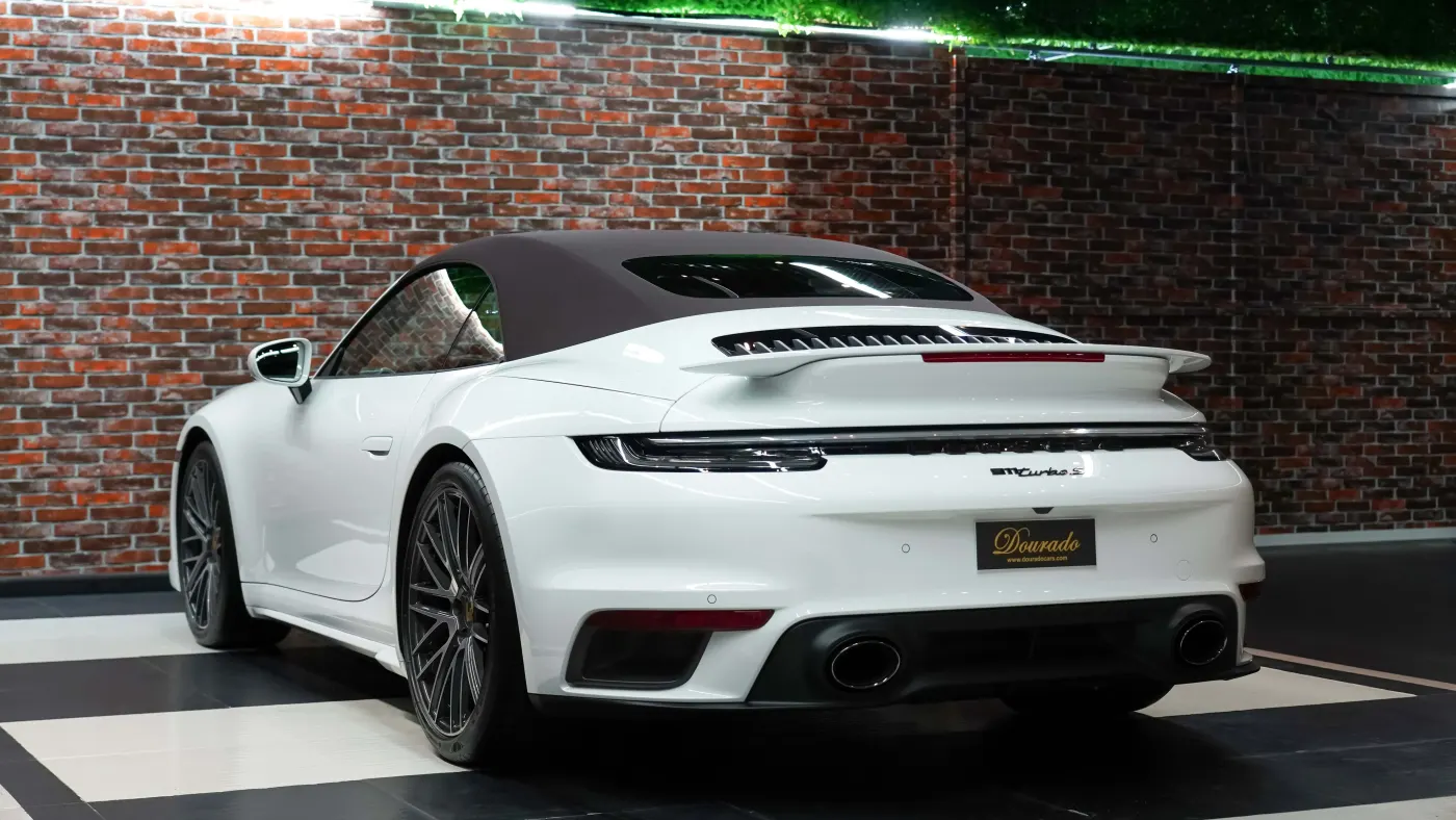 Porsche 911 Turbo S Cabriolet photo 11