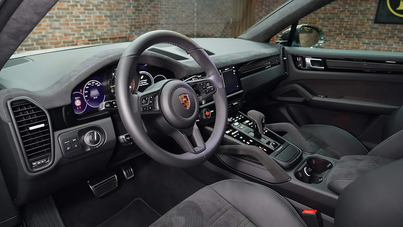 Porsche Cayenne Turbo GT Coupe photo 13