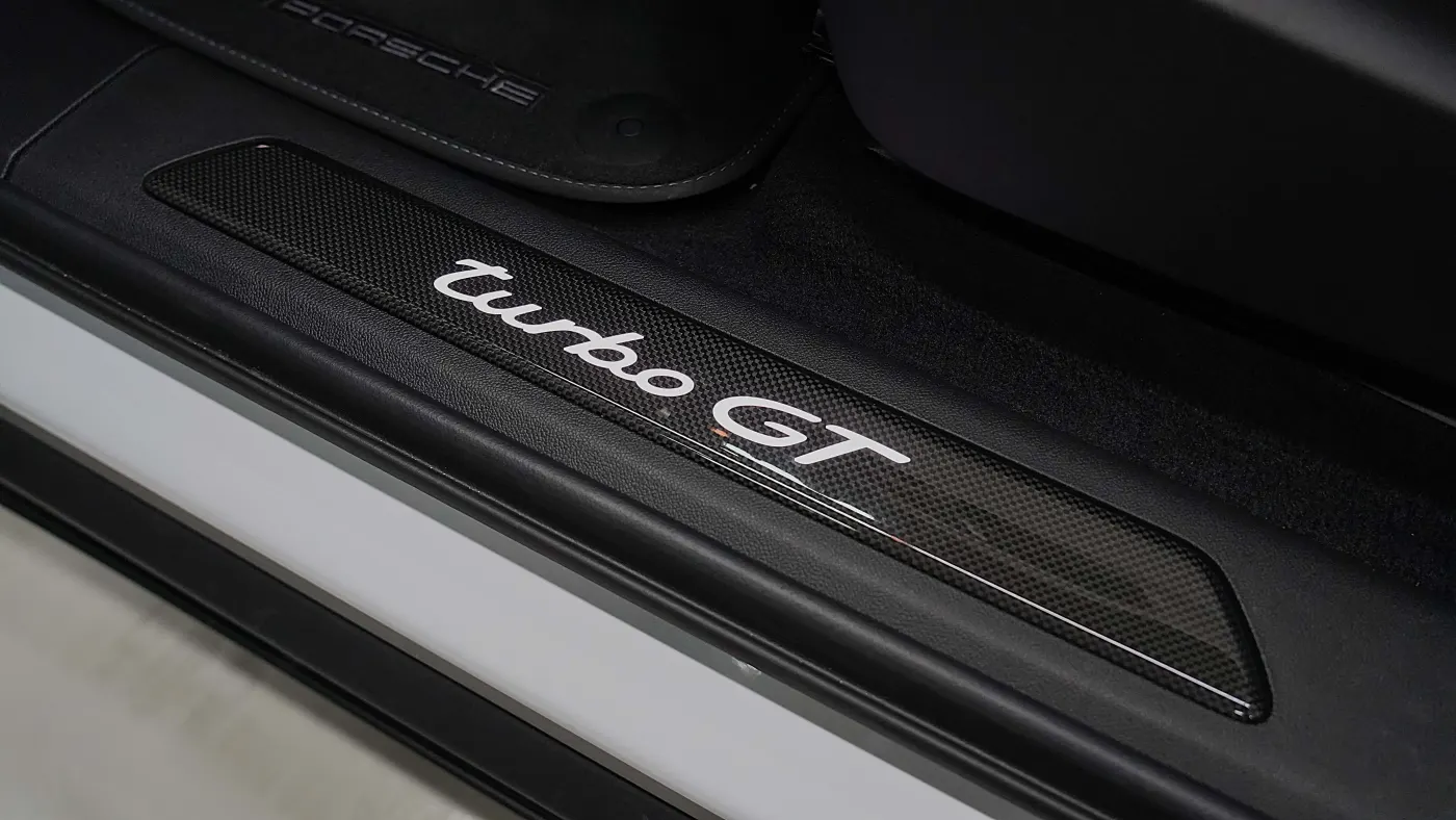 Porsche Cayenne Turbo GT Coupe photo 17