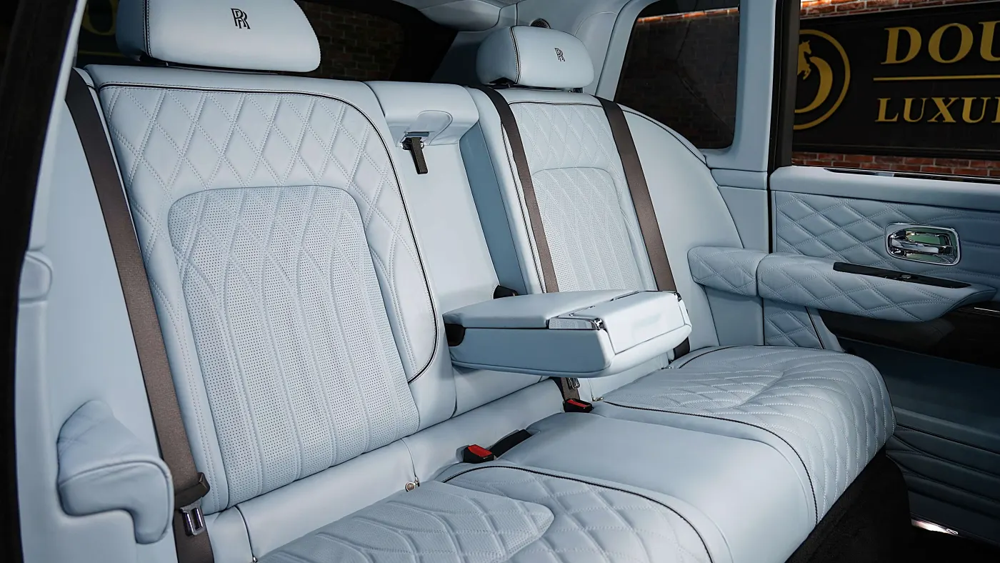 Purchase The Rolls Royce Cullinan Black Badge by Novitec