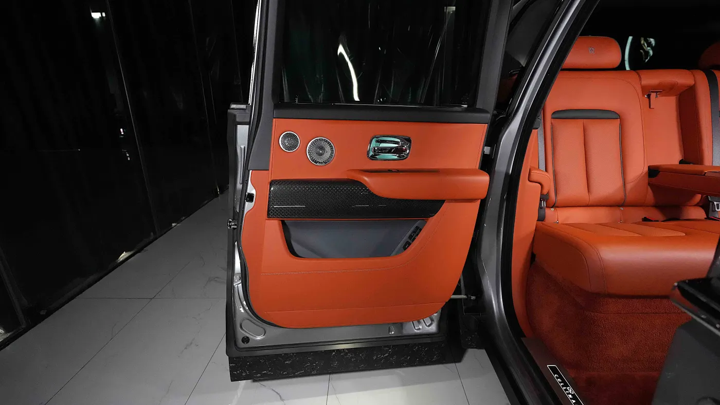 Purchase the Rolls Royce Cullinan Black Badge by Onyx Concept