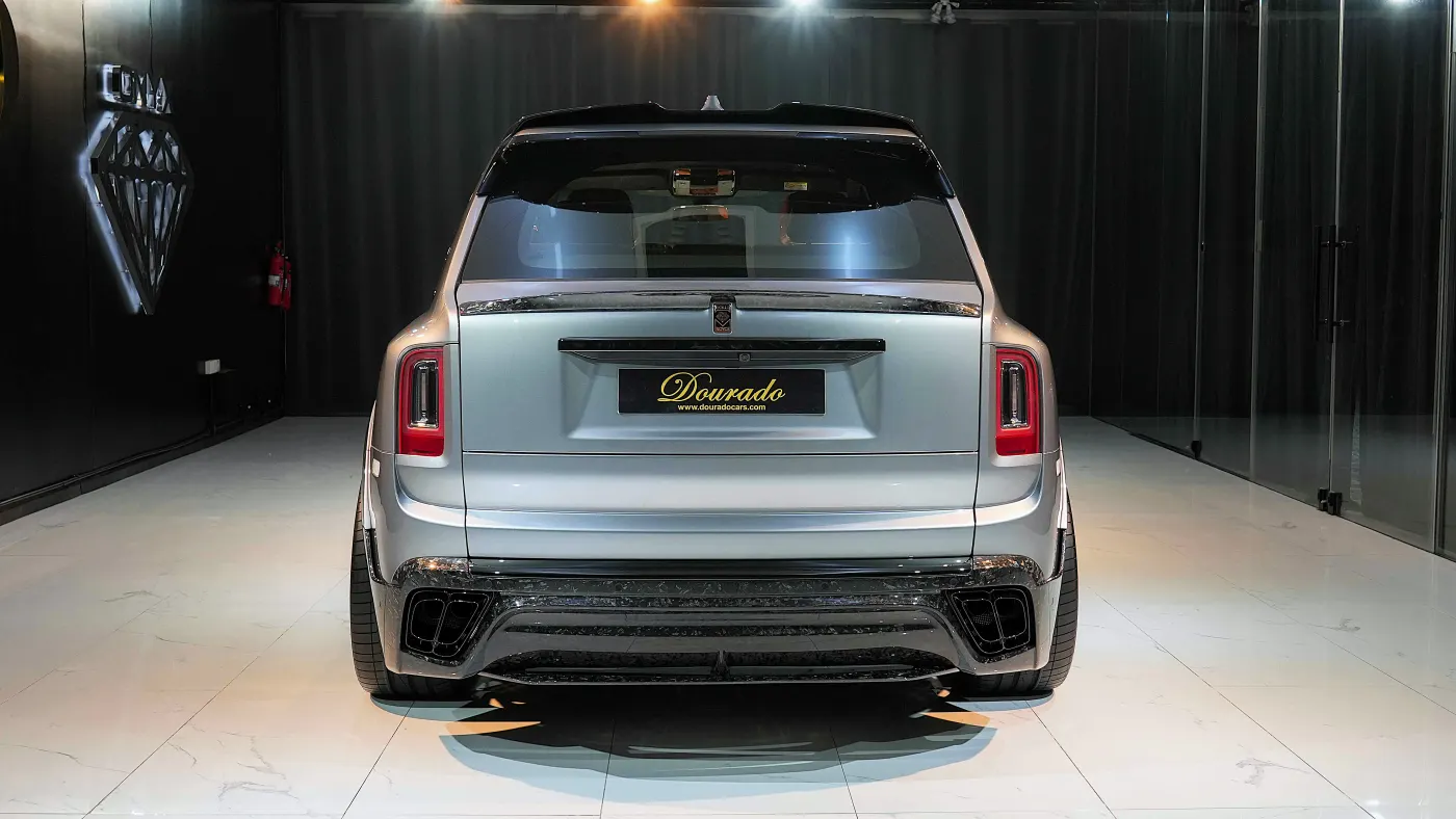 Rolls Royce Cullinan Black Badge by Onyx Concept for Sale in Dubai