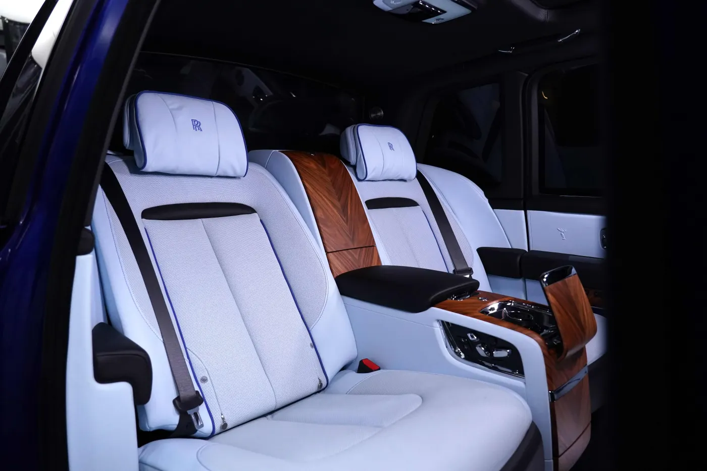 Rolls-Royce Cullinan by Onyx Concept | Deep Salamanca Blue photo 16