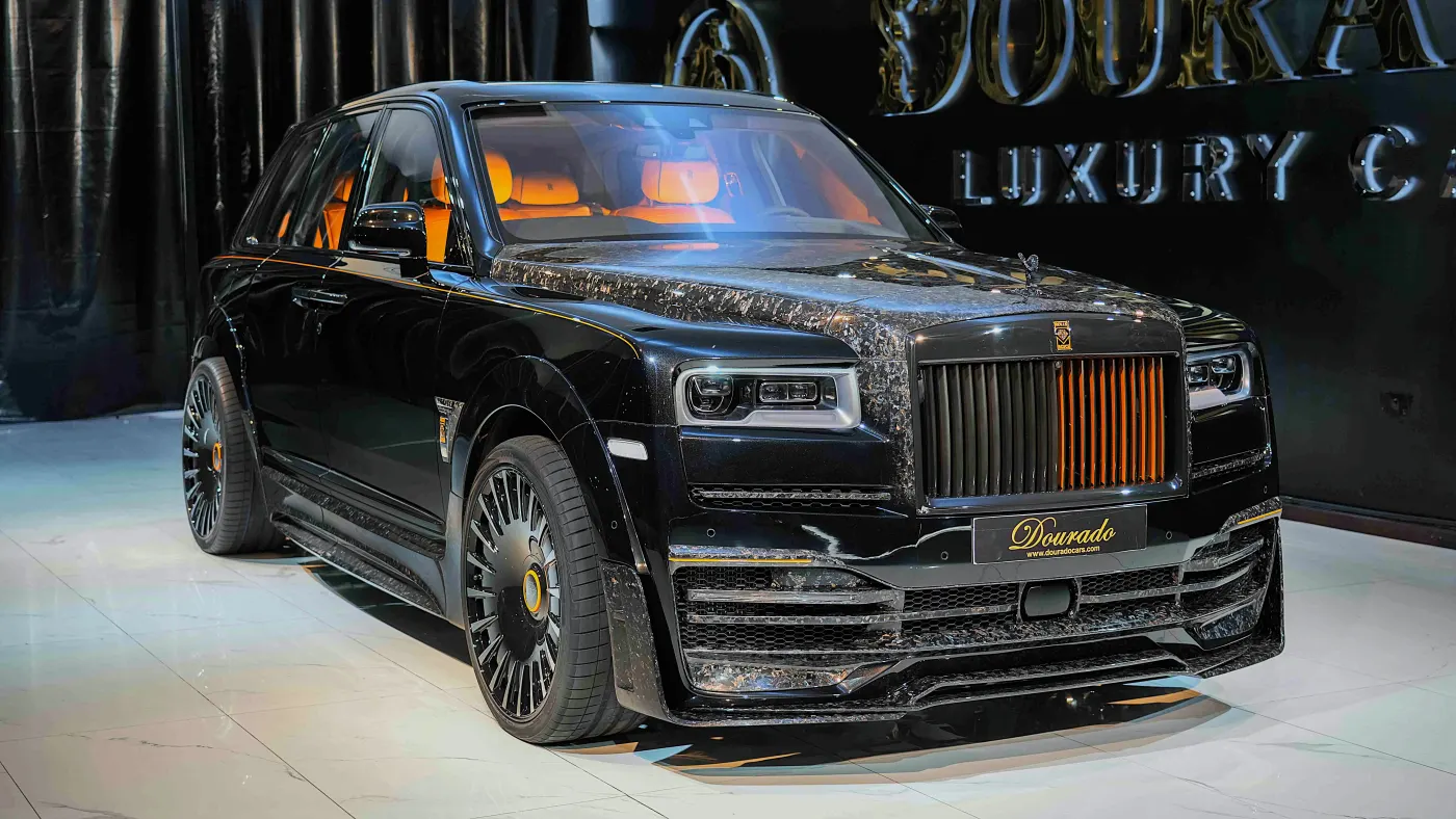 Rolls Royce Cullinan by Onyx Concept | Diamond Black for Sale in Dubai