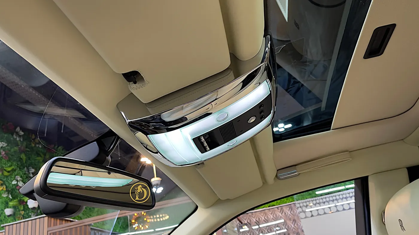 Rolls-Royce-Phantom-Extended ready for Purchase in Dubai