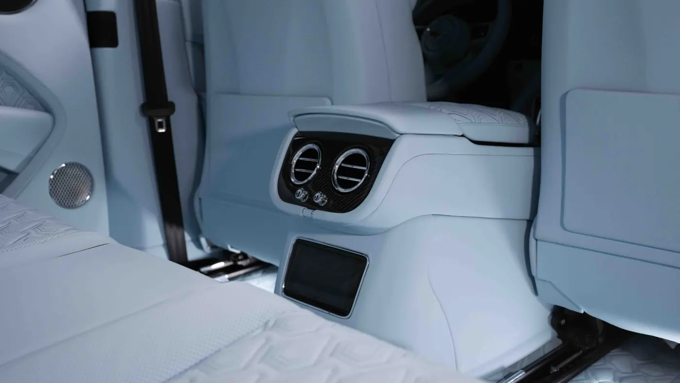 Bentley Bentayga S Onyx Concept photo 18
